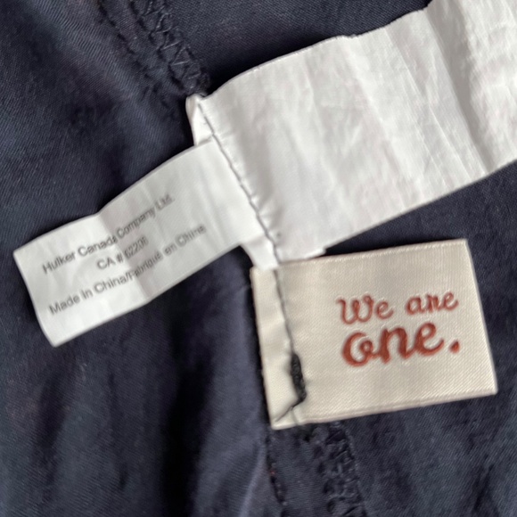 Cherry Print Sleeveless Blouse - Picture 14 of 15